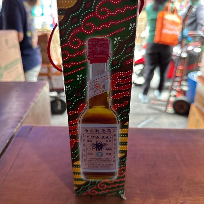 Minyak Tawon 330ml tutup merah