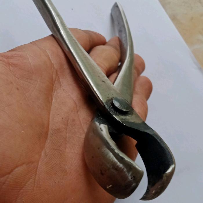 catok bonsai cembung lokal ukuran 21 cm