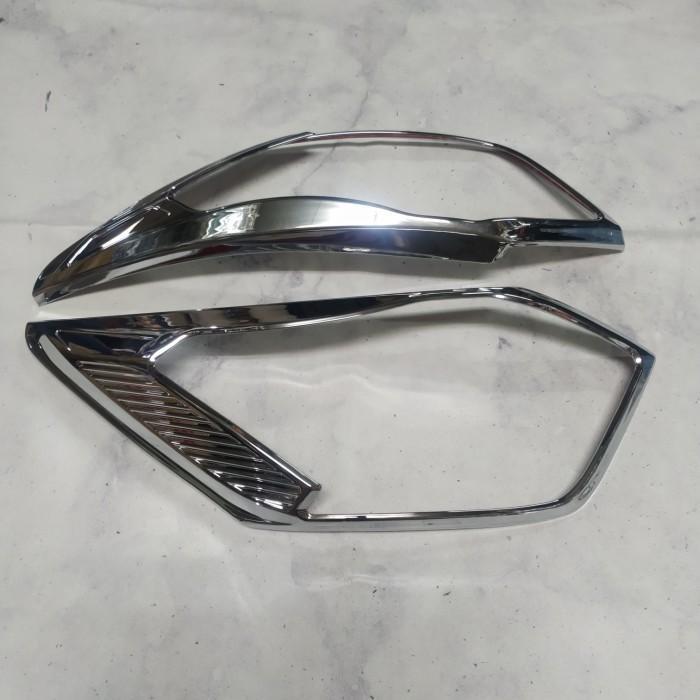 Garnis List Lampu Depan Calya 2019 Best Quality