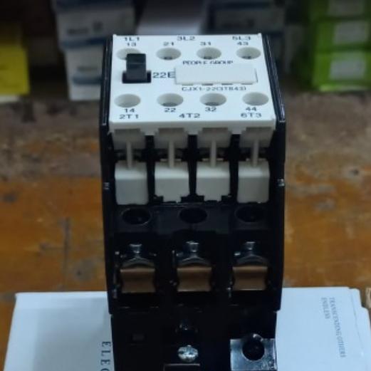 KONTAKTOR CJX1 PENGGANTI 3TB/TF43 22 110VAC