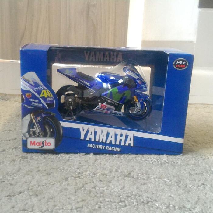 Maisto Rossi Yamaha 2015 1:18 motogp