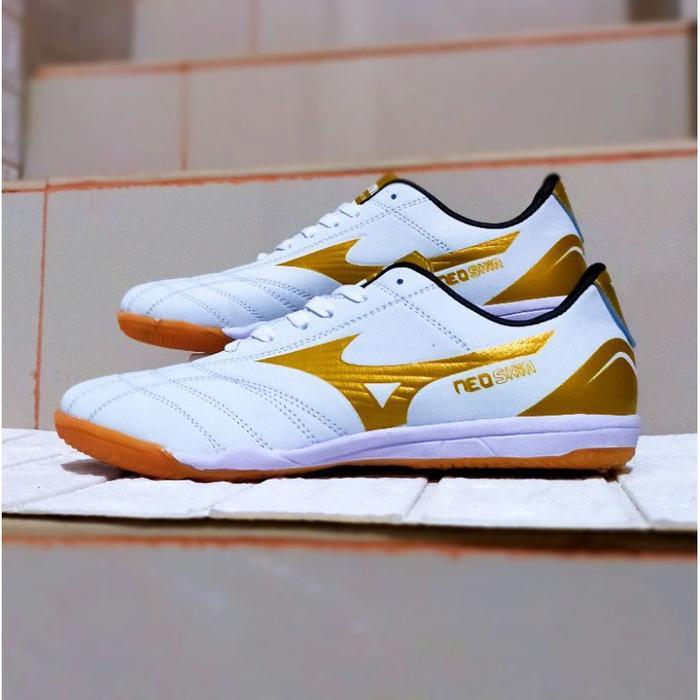 League Sportt - Sepatu Futsal Mizuno Terbaru Original
