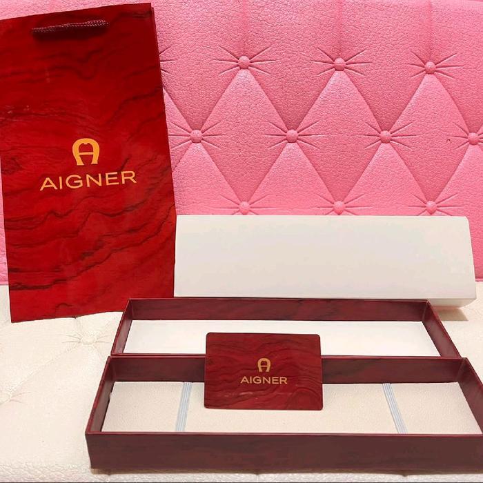 BISA COD. BOX JAM TANGAN AIGNER FULLSET , BAHAN TEBAL . Watch Watches