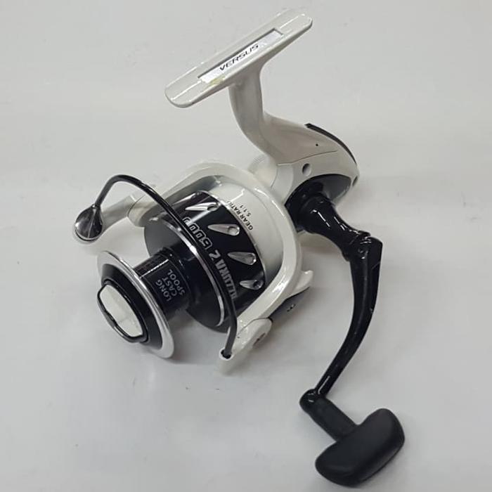 Reel Versus "Azzura 2" 6000