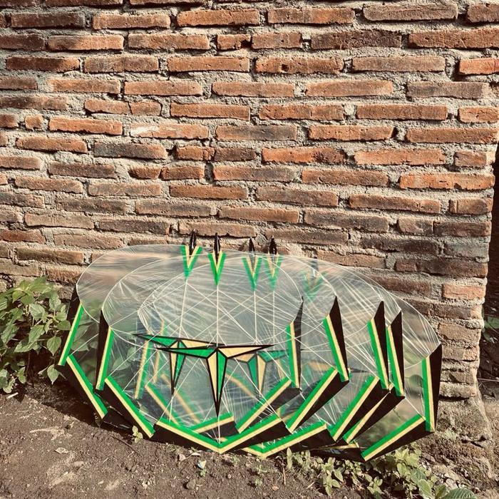 LAYANGAN PAPIRAN MINI siap terbang panjang 80cm lebar 60cm free benang praktis dan hemat