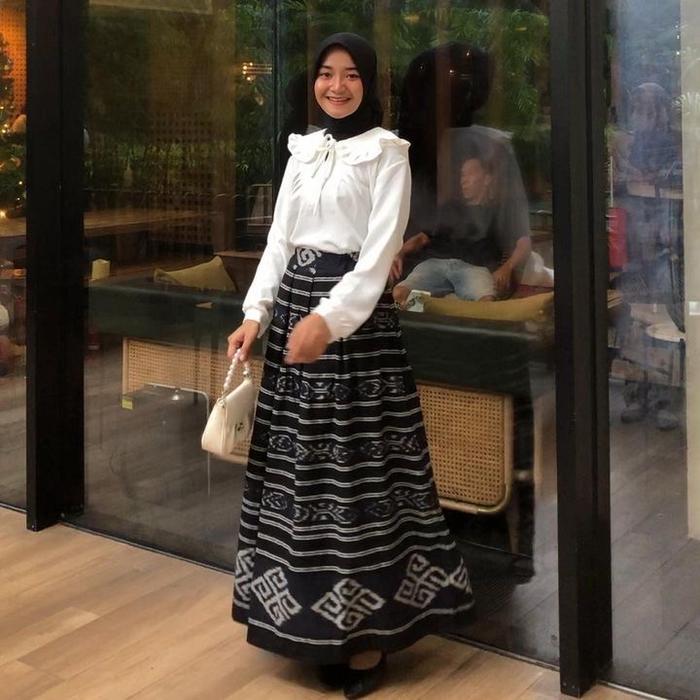 Rok Lipit Toraja Hitam Etnik - Rok Lipit Panjang Wanita - Rok Wiru Panjang - Rok Lipit Pinggang Kare