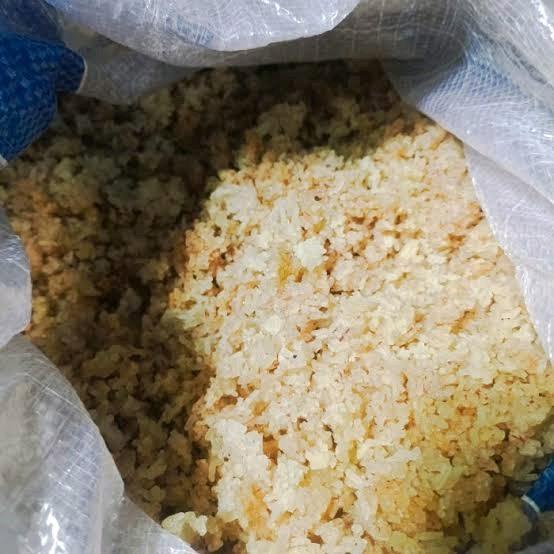 Nasi Aking kerak nasi Pakan Ayam