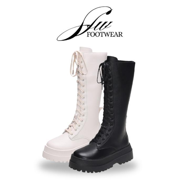 PVN Project Sepatu Boot Panjang Wanita Hak Sedang SFW 284 tapak karet warna hitam dan putih Shoes