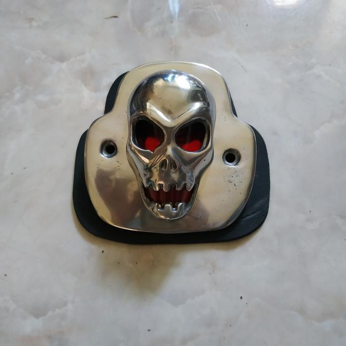 FREE ONGKIR LAMPU STOP MODEL TENGKORAK ALL VESPA BISA COD