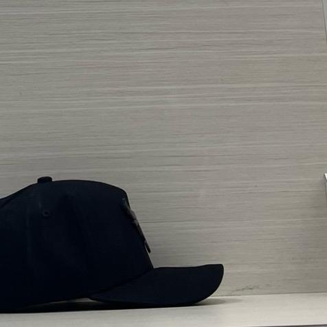 Topi Baseball Banteng Hitam Besi Hitam