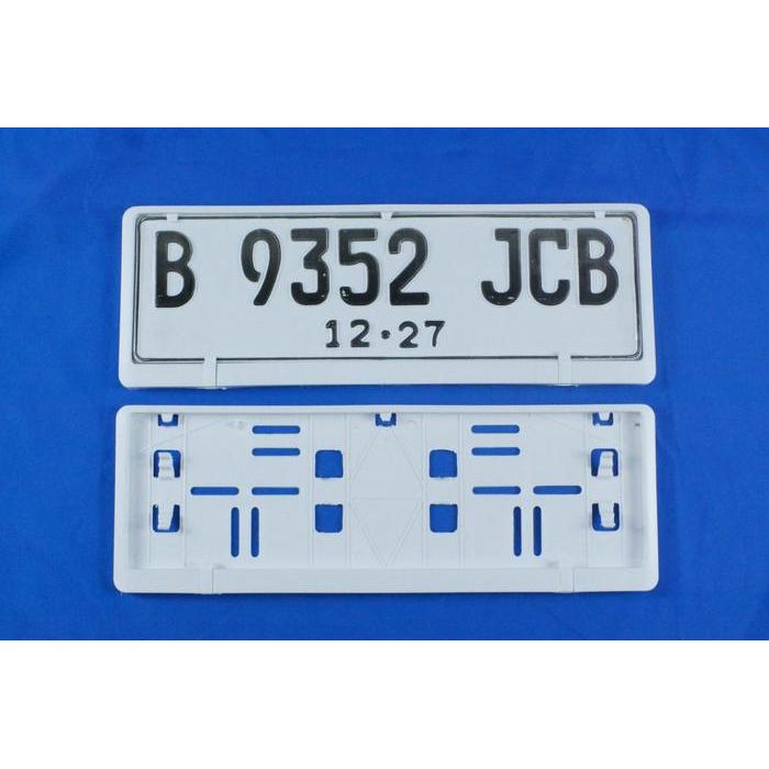 "New" Cover Plat Nomer Mobil / Tatakan Plat Nomer Mobil Astra Hitam / Putih