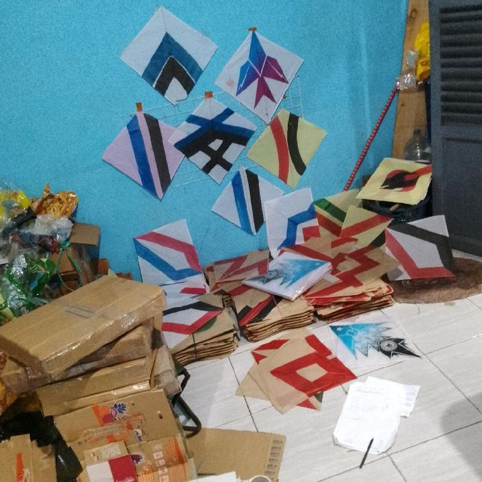 LAYANGAN SEOT LAYANGAN PULAS LAYANGAN JABRUG SUKABUMI PER 20PCS