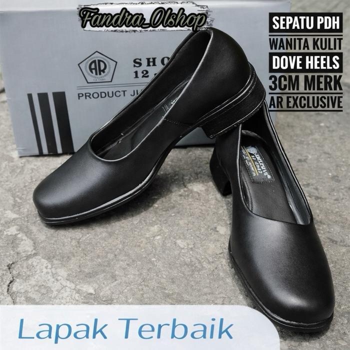 Laviola - Sepatu Pdh Pantofel Dinas Wanita Kulit Hitam Dove Merk Ar.