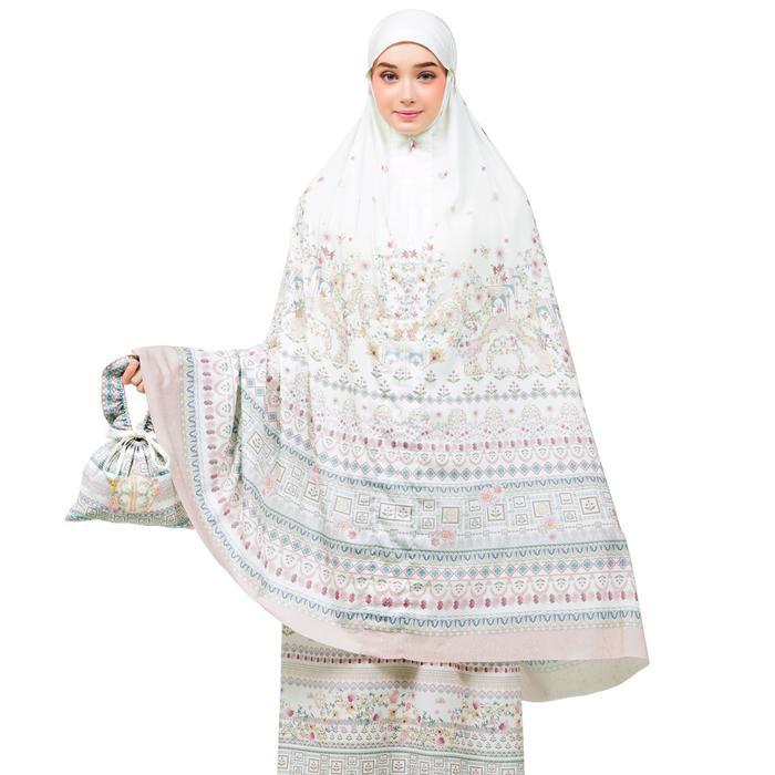 Nada Puspita - Marrakesh Prayer Robe. - Casablanca