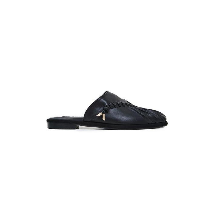 Mader Pleatsy Mules - Black