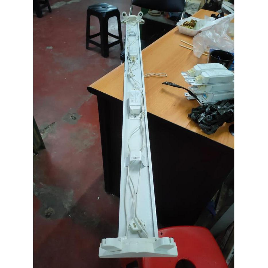Kap Lampu Tl V 2 X40 Watt Stater,Fitting,Kabel Dan Ballast Tanpa Lampu