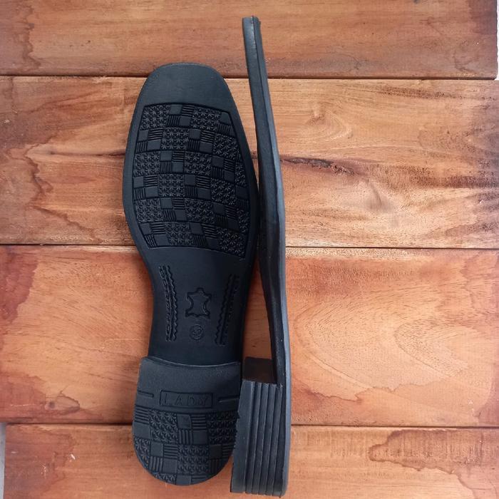 Sol Karet Sepatu Pantofel Wanita Cewek Perempuan Polwan Security Guru Hitam Shoe Kuat Lentur Empuk