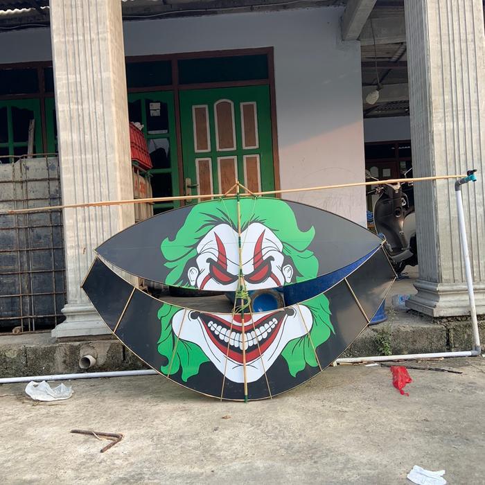 Layang layang gapangan pegon ceper/babon anggrem uk 1,3 meter