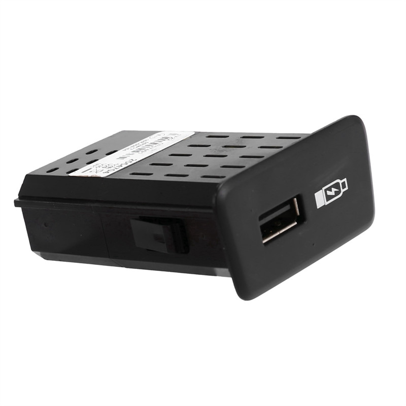 Automotive Component AUX Audio Interface USB Interface Suitable For Scania 2554704-TCES