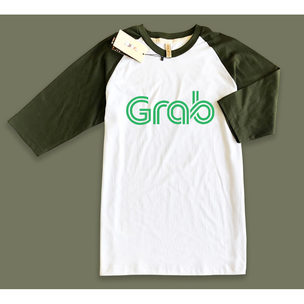 Kaos Raglan Grab logo
