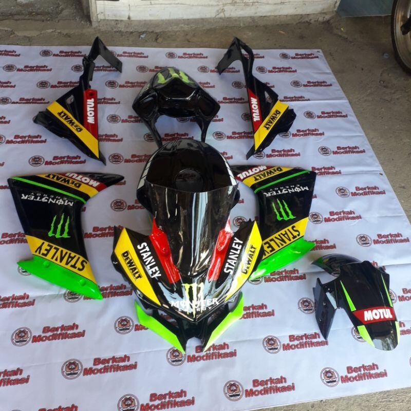 Fullset body cover r15v2 model r25