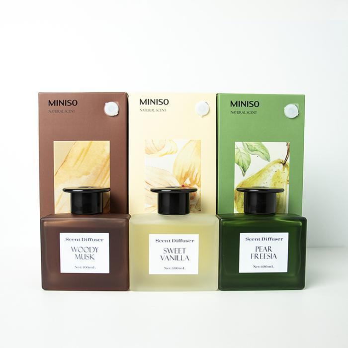 Miniso Scent Diffuser Reed Diffuser 100Ml Aromatherapy Pengharum Ruangan Aromaterapi Woody & Musk