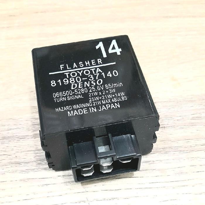 FLASHER SEN MOBIL DYNA/DUTRO 24 V KAKI.6 NO.PART 81980 -37140 DENSO
