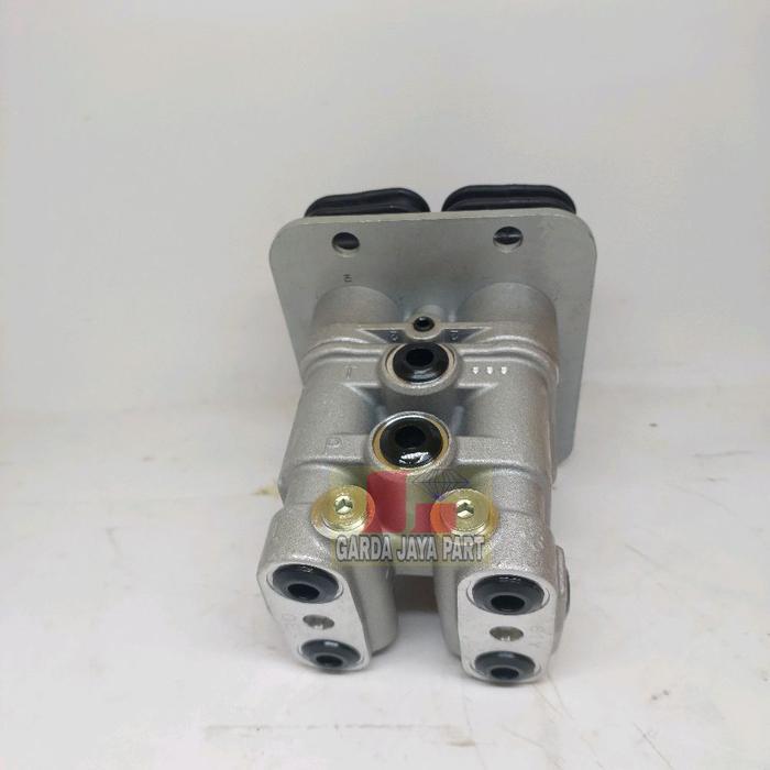 Pilot Valve Pedal Kaki Kobelco Sk200-10 Berkualitas