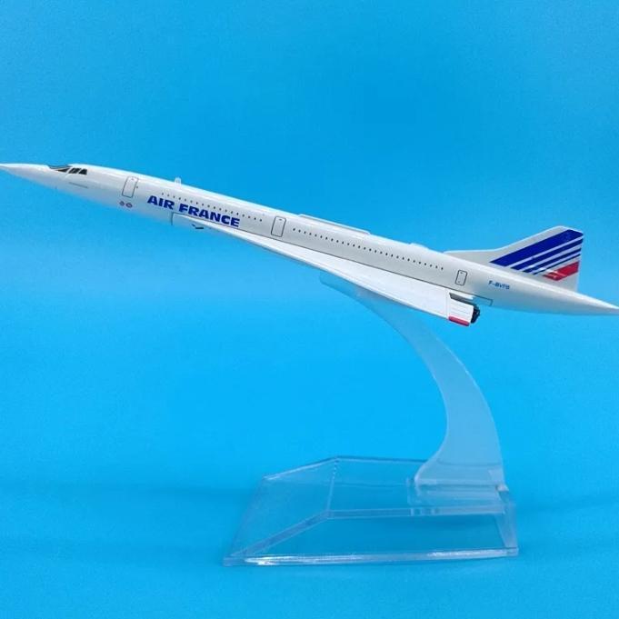 Hot Wheels - Miniatur Diecast Pesawat Concorde Super Sonik Air France 16 Cm Besi