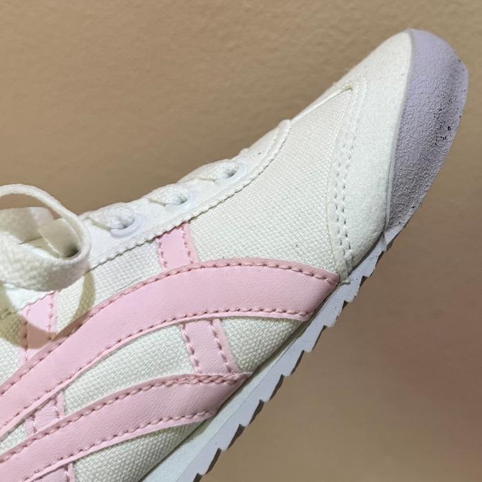 Laviola - Sepatu Sneakers Santai Two In One Bahan Canvas Bisa Pakai Tali Cream Pink Soft Casual