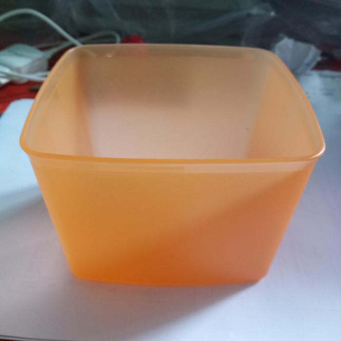 WADAH BASE MEDIUM SQUARE ROUND TUPPERWARE