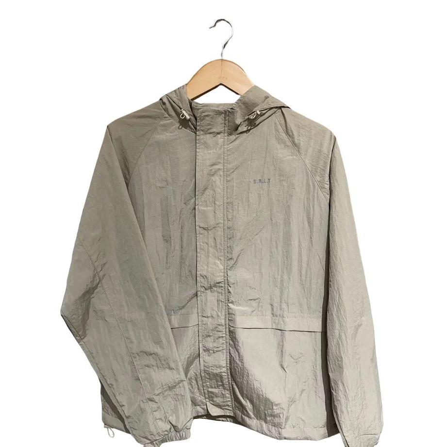 Jaket Zipper Parasut Greenlight Cuttingan Reguler Fit n06032515 Jaket Pria dengan Desain Slim Fit