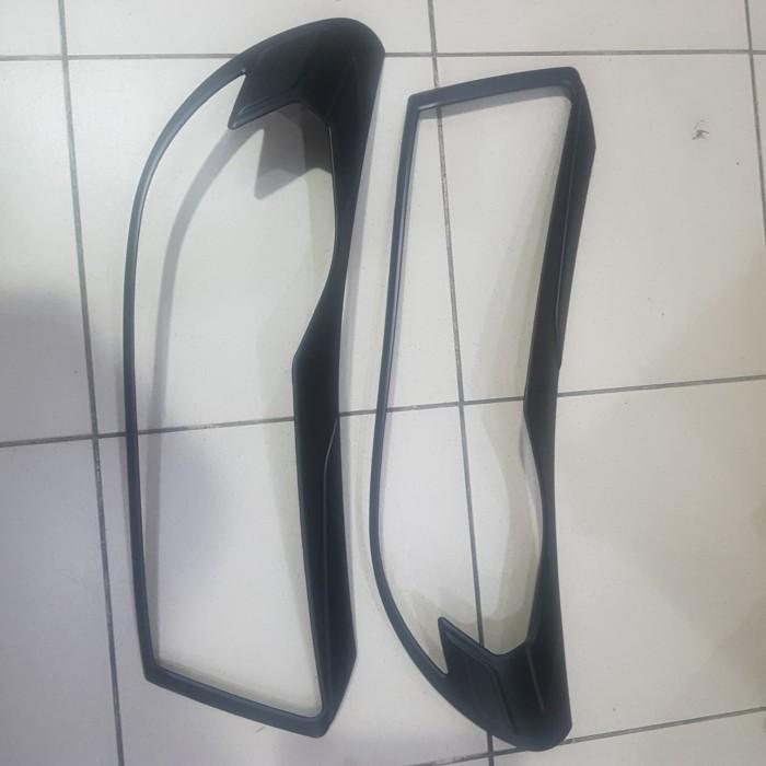 Garnish Lampu Depan Mobilio 2017 Hitam Doff/ Cover Lampu Mobilio Hitam Restock