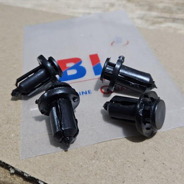 Murah COD (10-50pcs) Klip body Plastik mobil Honda/Kancing klip/ Rivet Bemper Grill Honda Jazz City