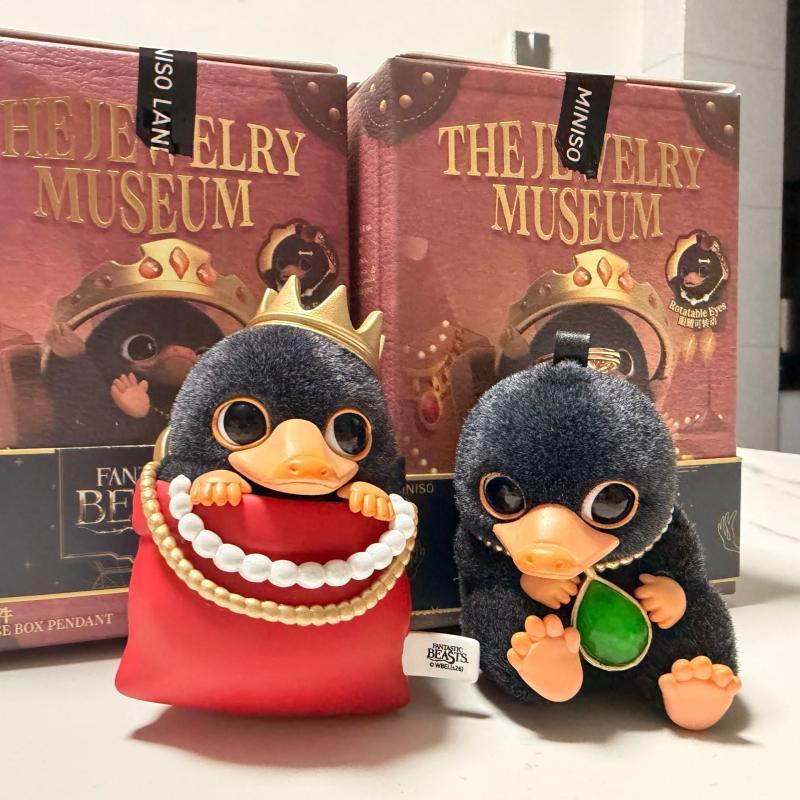 Genuine Niffler Mini Jewelry Museum Series Flocked Blind Box Kawaii Niffler Keychain Decoratio