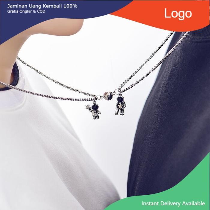 2pcs kalung rantai magnet couple astronout / kalung couple pasangan persahabatan aesthetic
