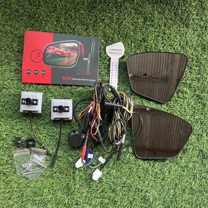 Blind Spot Monitoring System BSM / sensor deteksi titik blind spot mobil
