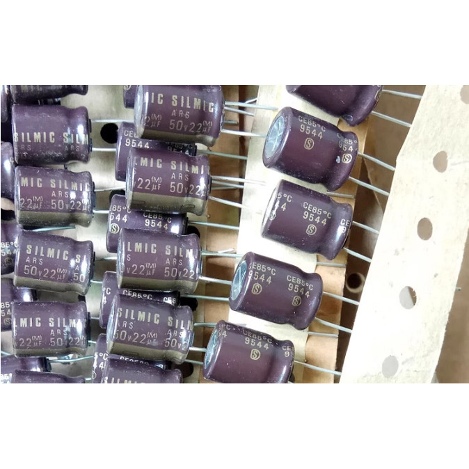 10pcs/lot Original Japanese ELNA 50V 22UF SILMIC ARS Brown God Copper Fever Audio Electrolytic
