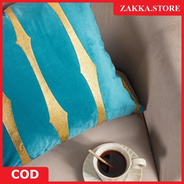 [] ZAKKA STORE Sarung bantal Cover Bantal Sofa premium Bahan Kain Bludru Halus Motif Garis Gold