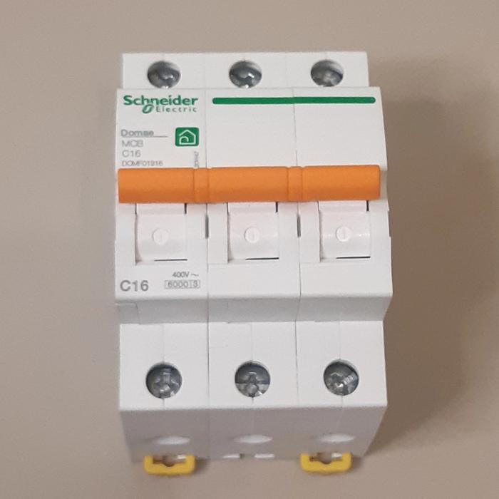 Schneider Mcb 3P 16A Domae