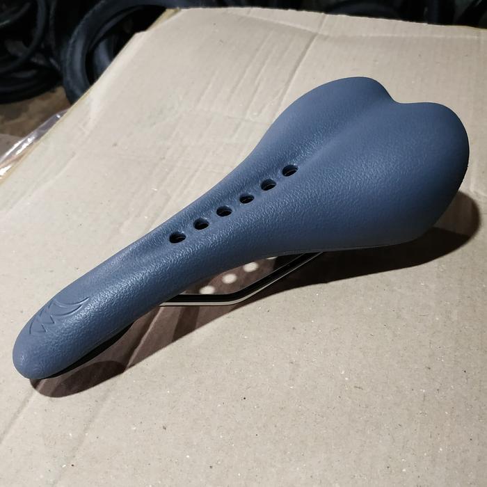 Sadel Sepeda Balap Fixie Gear Mc Selle Abu #Gratisongkir