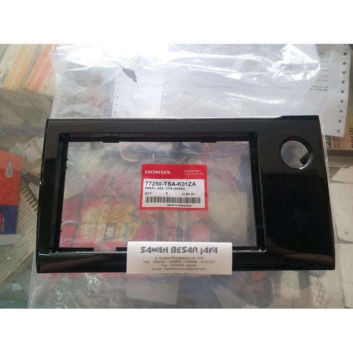 PANEL ASSY HEAD UNIT - COVER PLASTIK HITAM LAYAR TENGAH HONDA BRIO SATYA RS . MOBILIO E RS . BRV