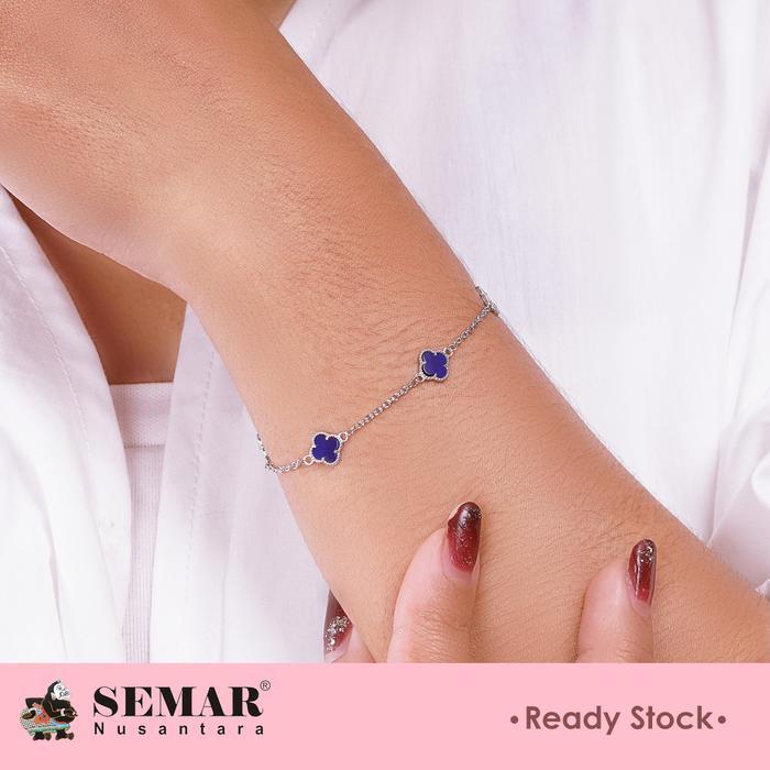 Gelang Emas Black And White Clover Gold 10K Semar Nusantara Pasti Promo