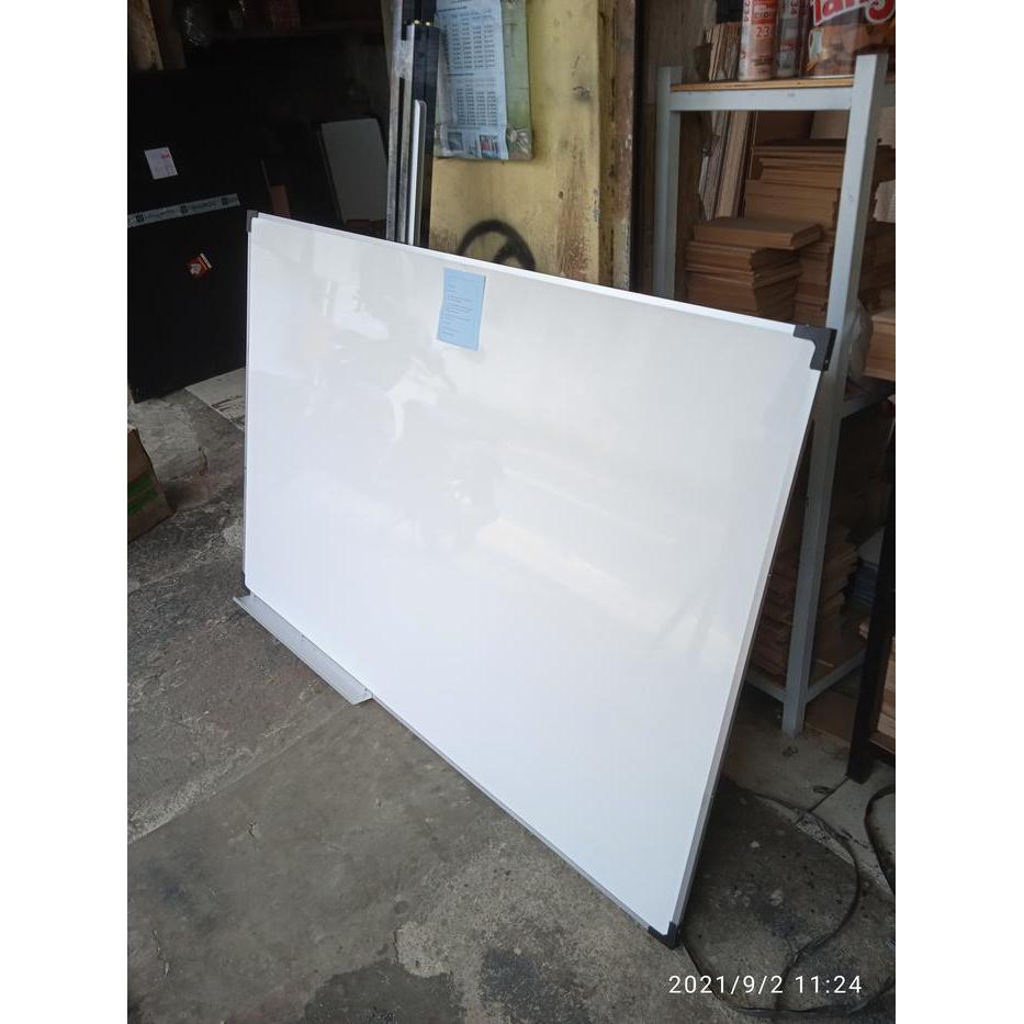Whiteboard magnet tembok 100 x 150 cm