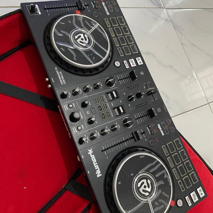 ALAT DJ NUMARK MIXTRACK PRO FX