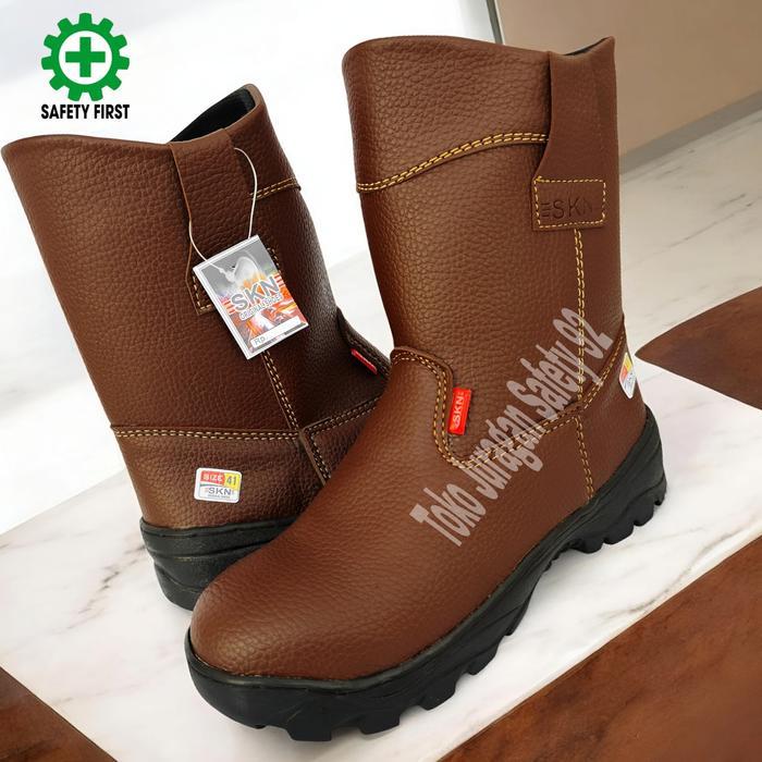 Sepatu Safety Boot Skn Ujung Besi Pelindung Kaki Proyek Tol Scafolding Water Tank Safety Shoes Sole