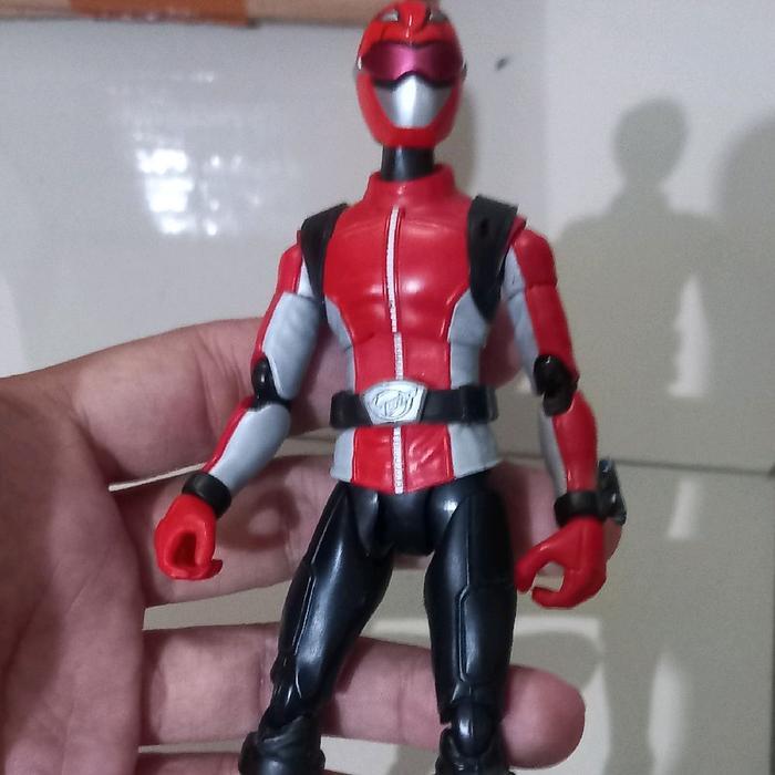 HOT SALE SHFIGUARTS SHF TOKUMEI SENTAI GO-BUSTER RED BUSTER TERMURAH