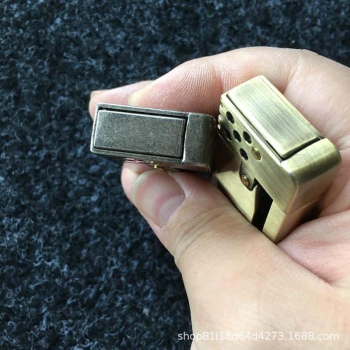 ZORRO HY696 Korek Minyak Vintage Gold/Silver - Model Retro Klasik