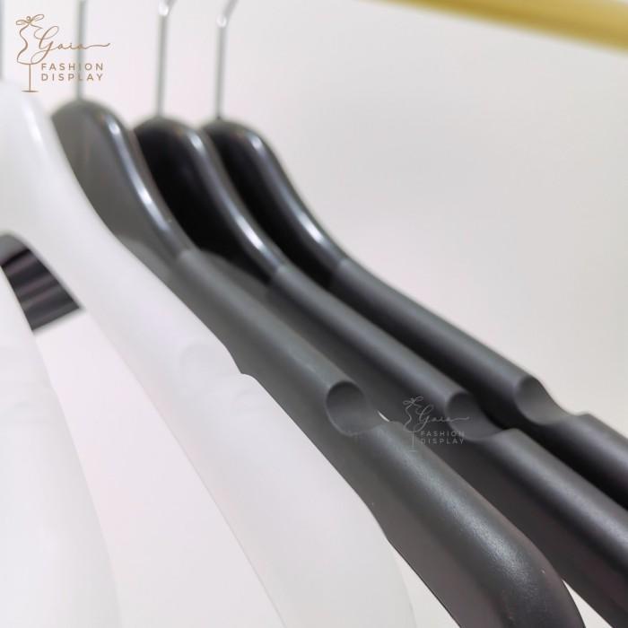 Promo 1 Lusin Hanger Plastik 151 Dewasa Gantungan Baju Plastik Hanger Baju Dewasa Hanger Plastik