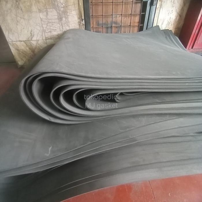 spon matras / spon Eva / spon hitam lembaran tebal 4mm 120cm x 100cm